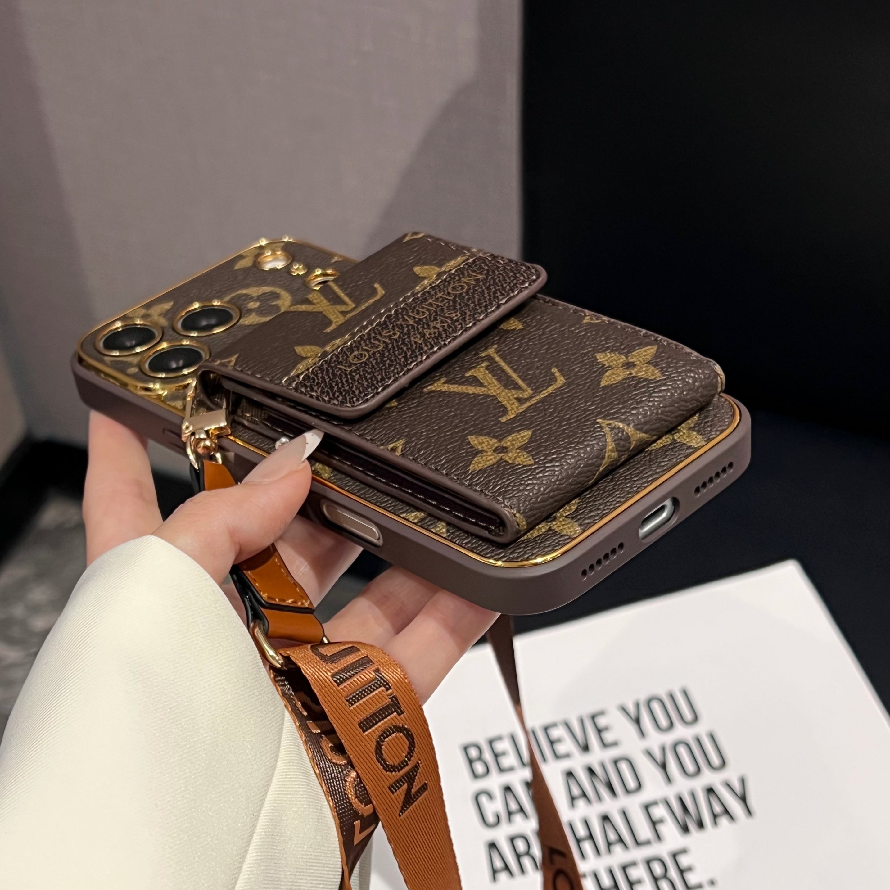 New Classic Luxury Card Holder Phone Case  09