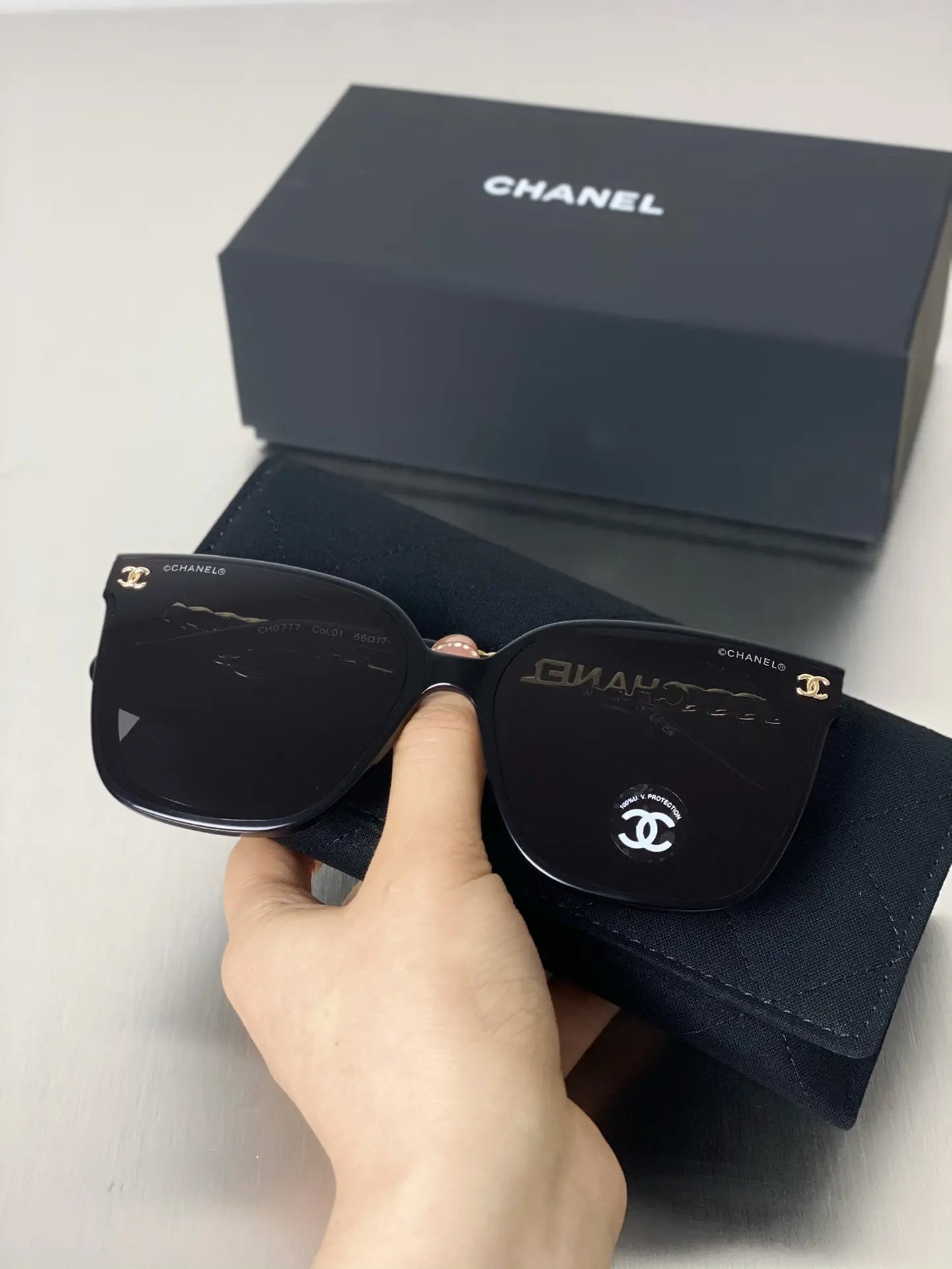 High-End Fashion Sunglasses