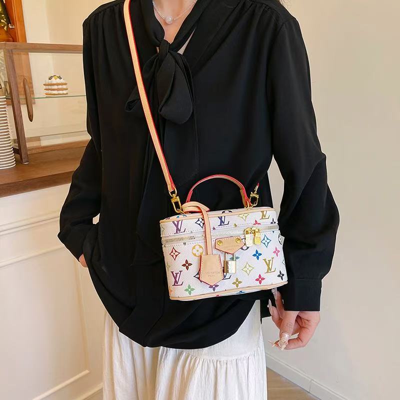 Vintage-Inspired Box Handbag – Elegant Printed Top-Handle Bag