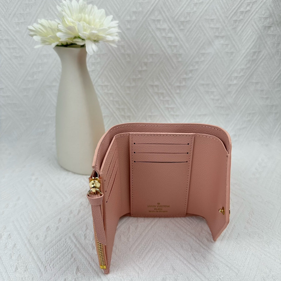 Chic Minimalist Quilted Card Holder