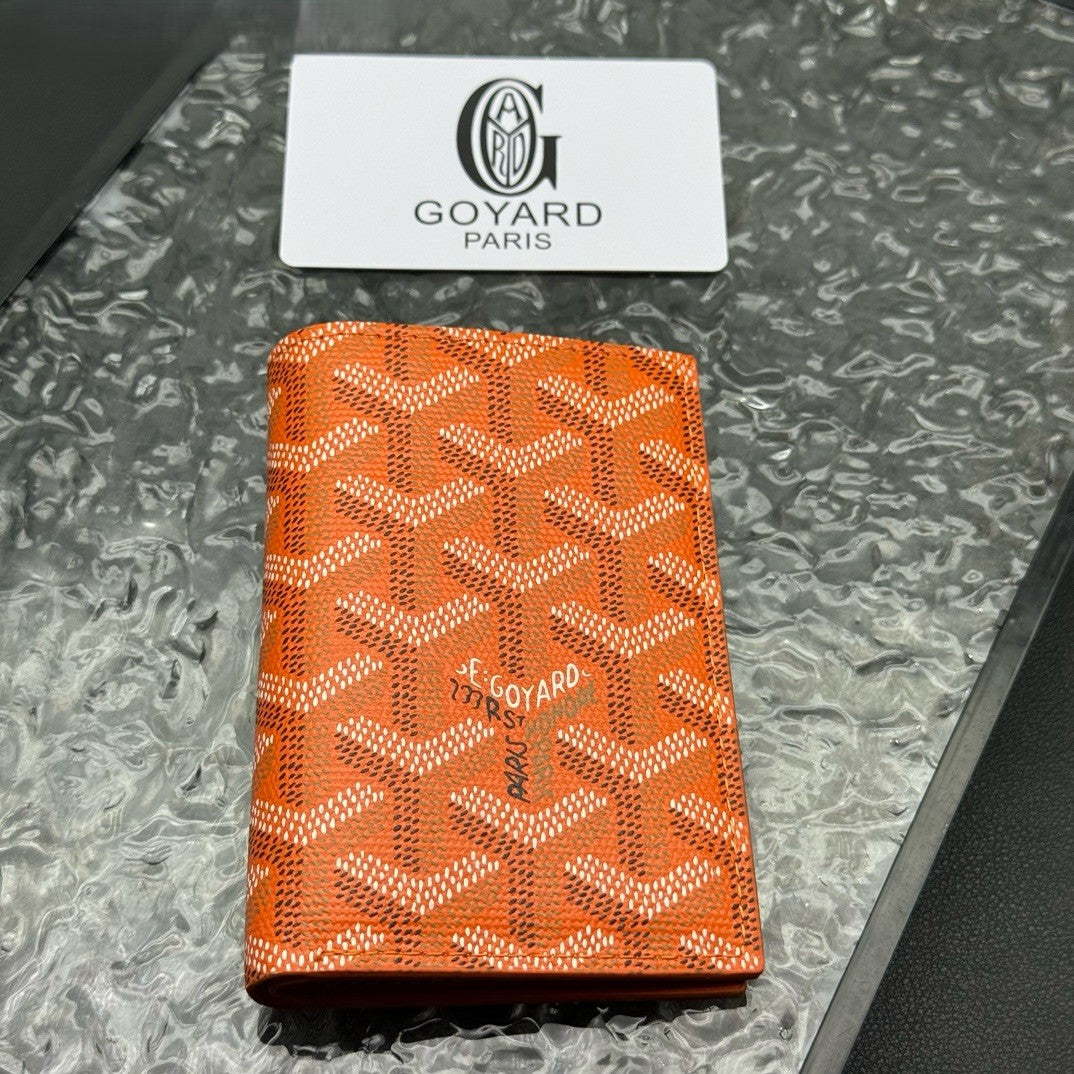 Classic Geometric Passport & Card Wallet