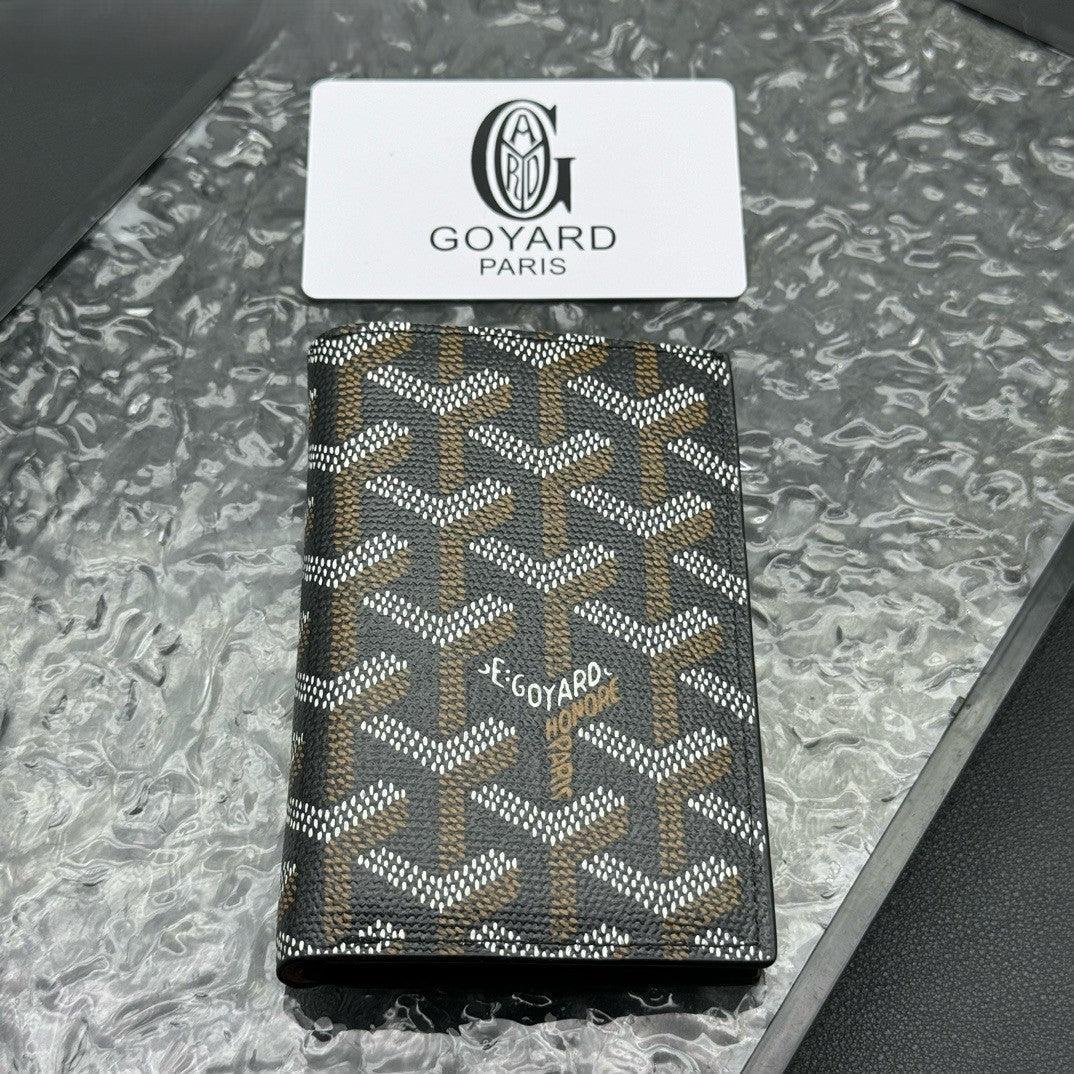 Classic Geometric Passport & Card Wallet