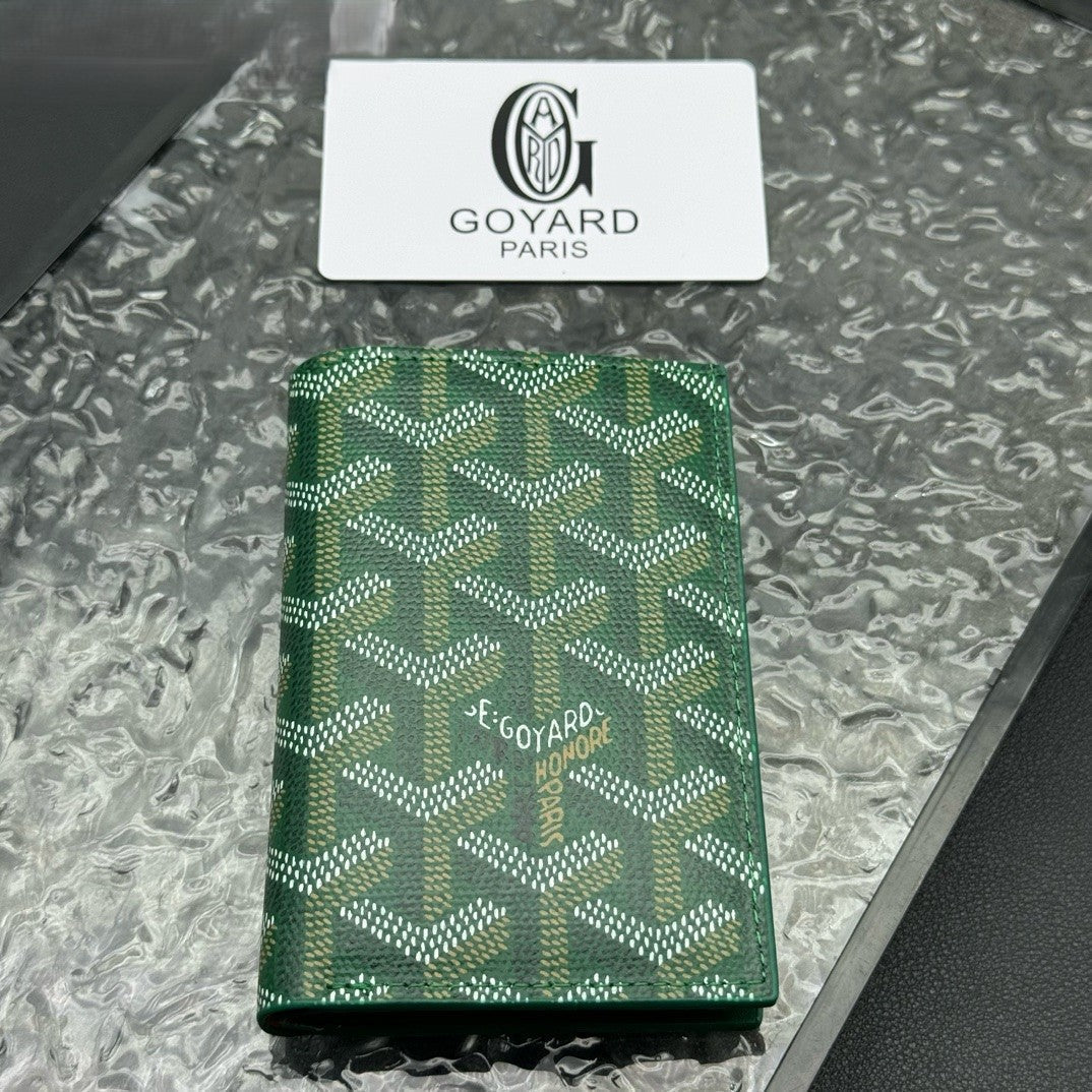 Classic Geometric Passport & Card Wallet