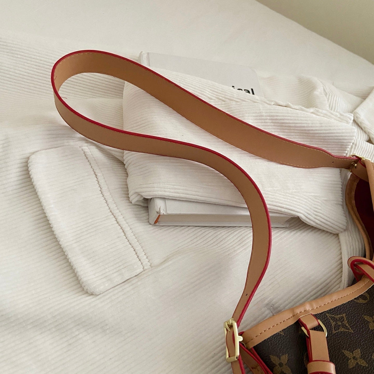 Classic Print Tote Bag & Pouch Set