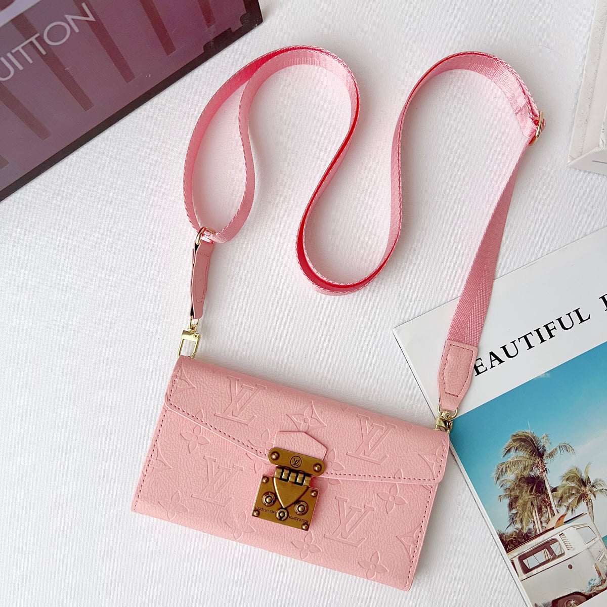 ✨ Vintage Luxury Embossed Envelope Phone Case