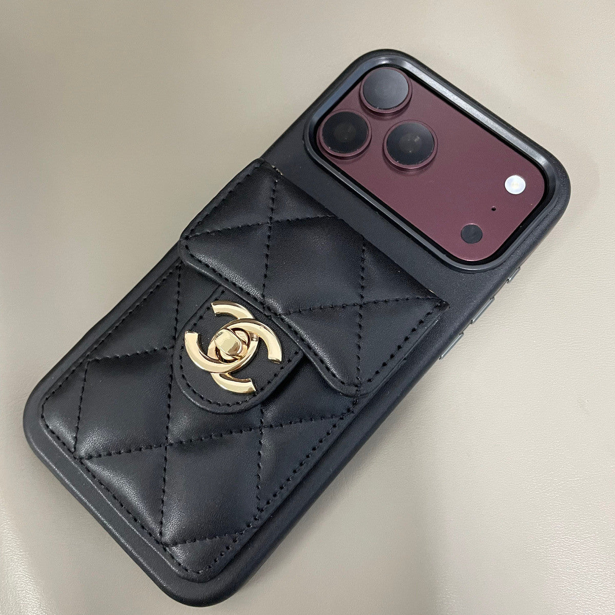 ❤️3D Quilted Crossbody Phone Case with Chain Strap