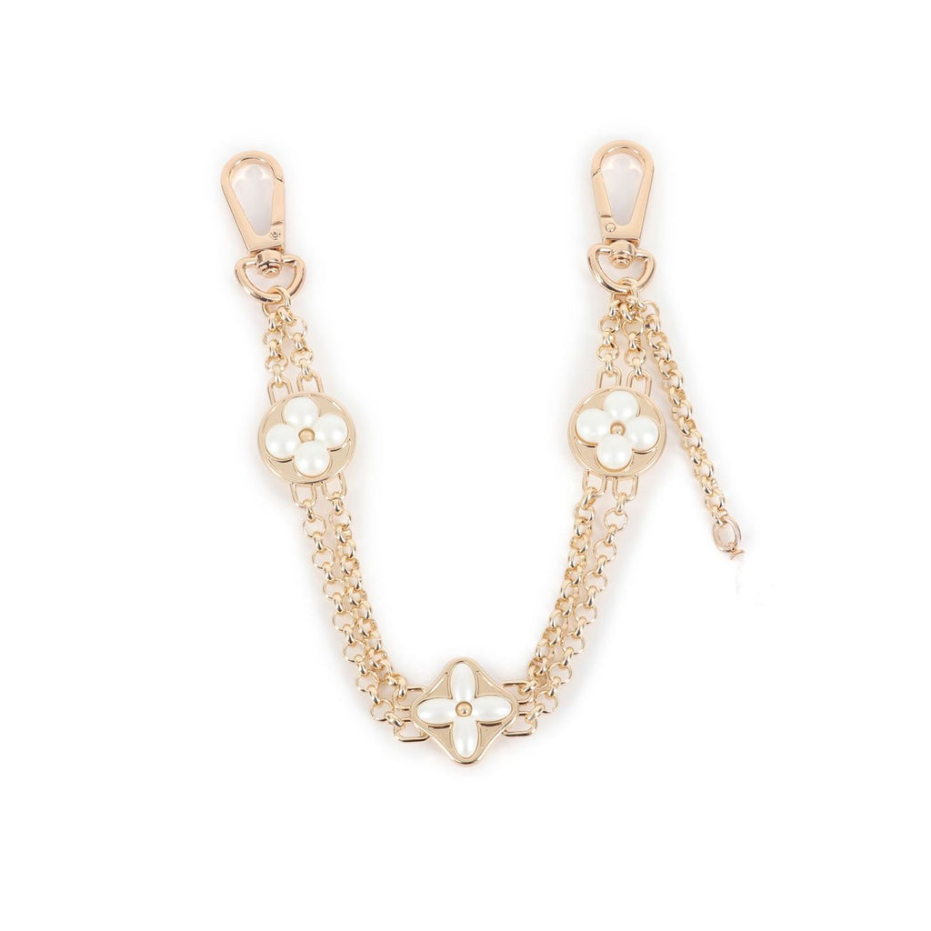 ✨Timeless Elegance: Pearl Flower Charms Accessories✨