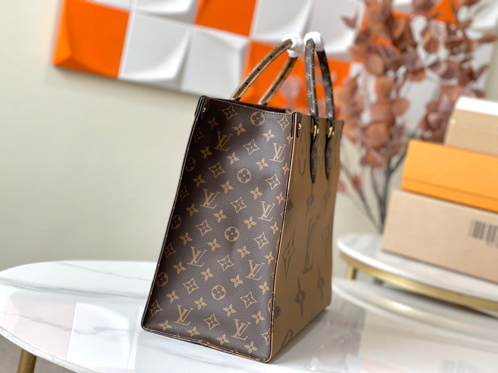 Luxury Fashion Extra-Large  Tote Bag