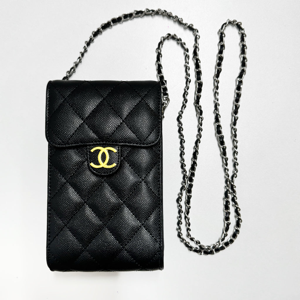 Timeless Heritage Leather Phone Bag Accessories