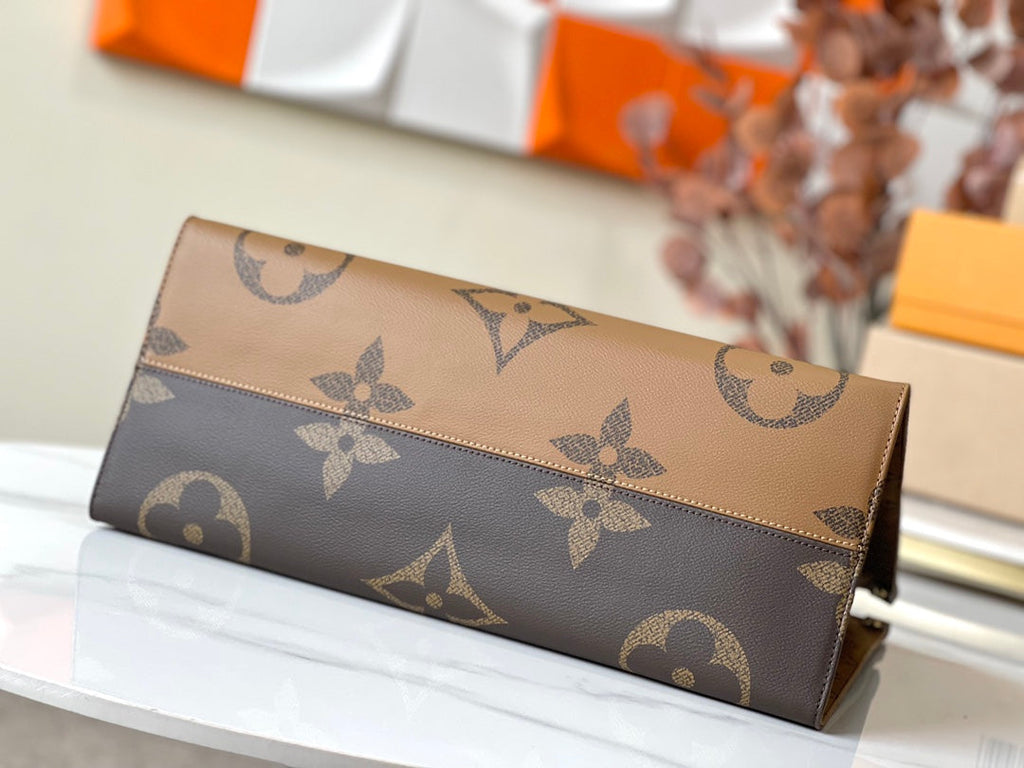 Luxury Fashion Extra-Large  Tote Bag