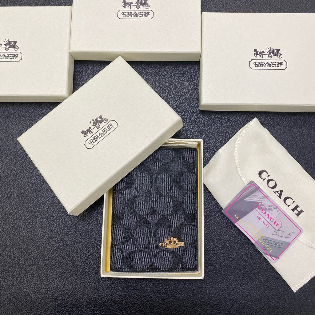 Classic Passport Wallet – Elegant Travel Organize