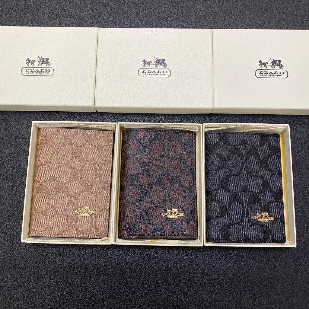 Classic Passport Wallet – Elegant Travel Organize