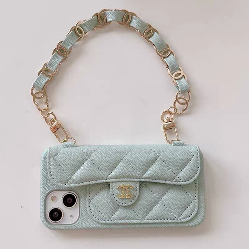 💎 ChainChic™ — The "Clutch & Go" Luxury phone case 👜