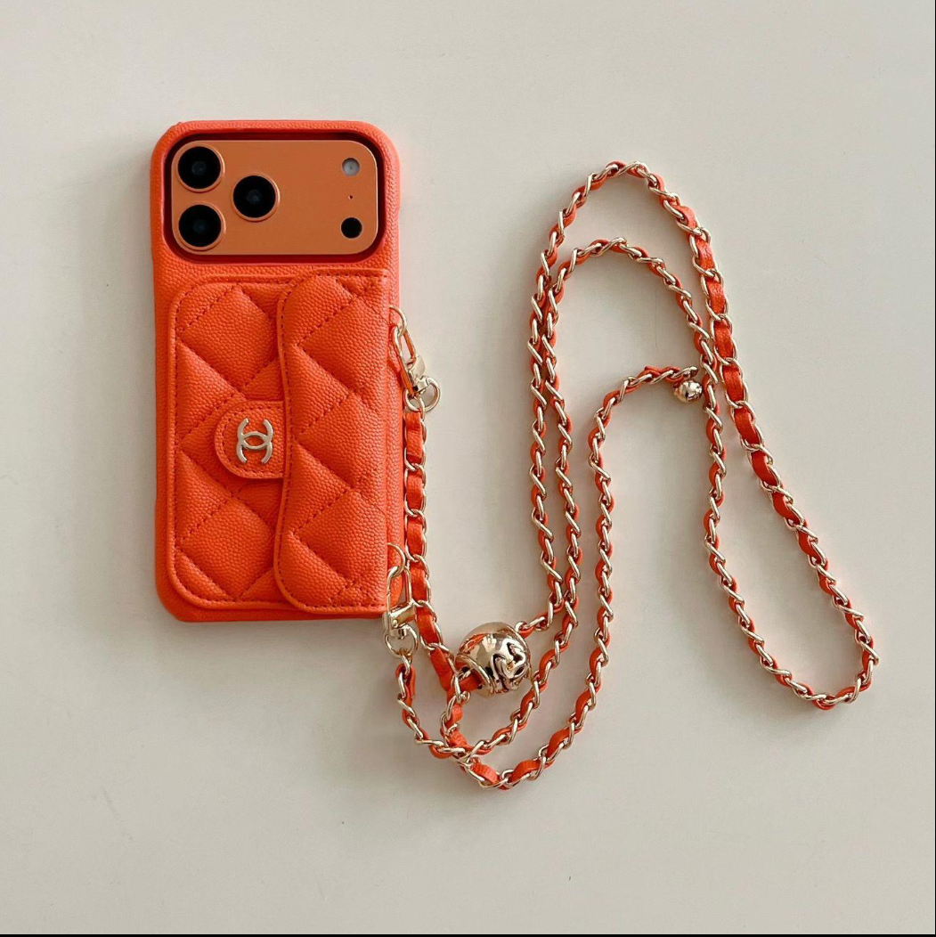 💎 ChainChic™ — The "Clutch & Go" Luxury phone case 👜
