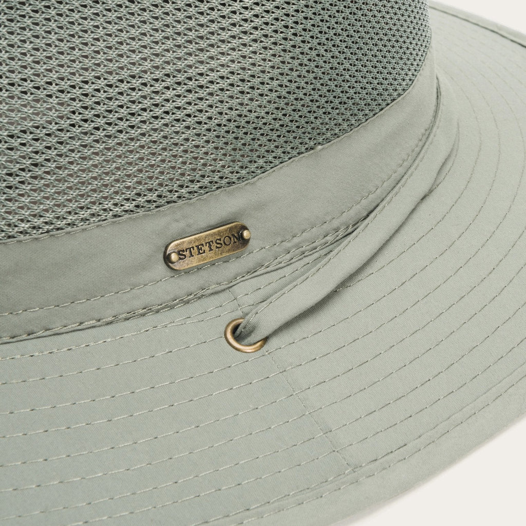 Berghund 'No Fly Zone' Mesh Hat