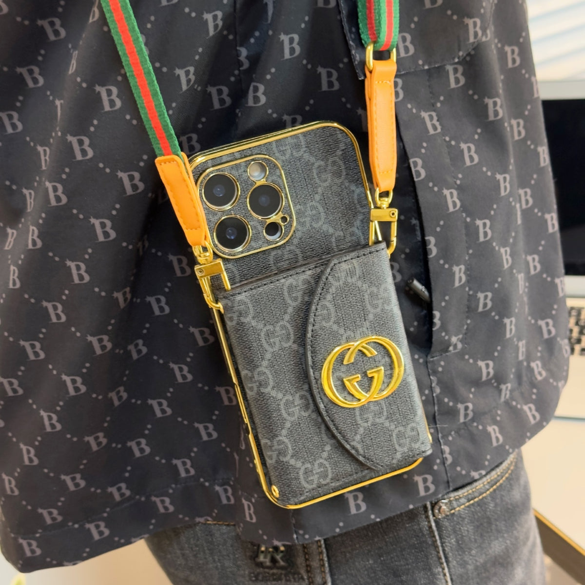 Vintage Elegance · Mirror Card Holder Crossbody Case ✨