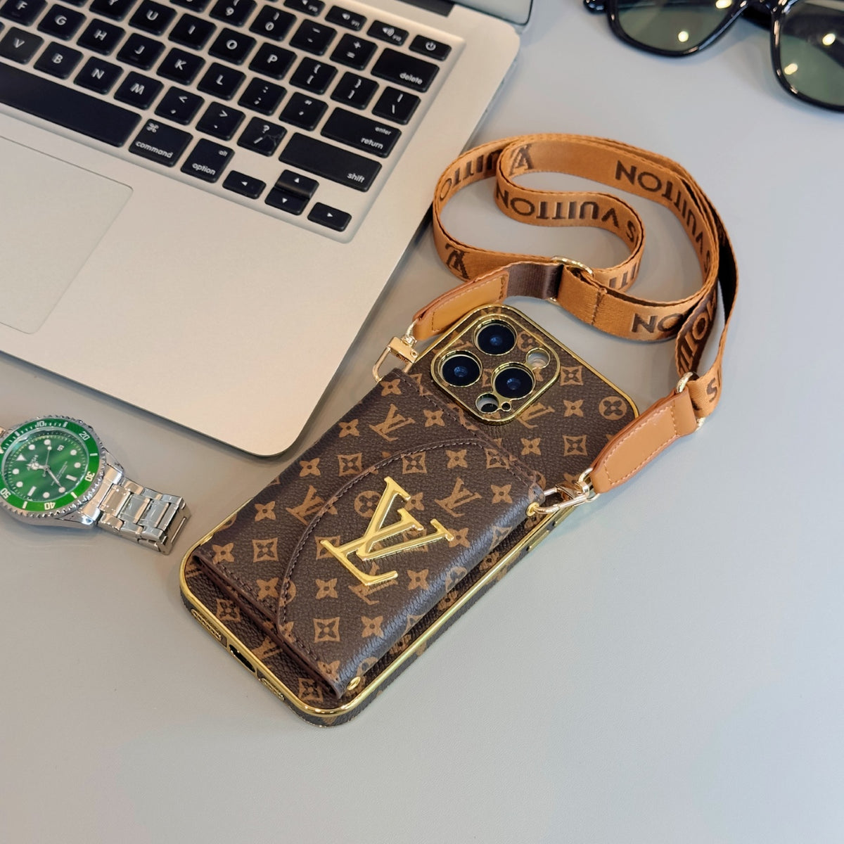 Vintage Elegance · Mirror Card Holder Crossbody Case ✨